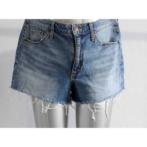 Universal Thread Denim Cut Off Shorts Size 12/31R - Picture 3 of 8